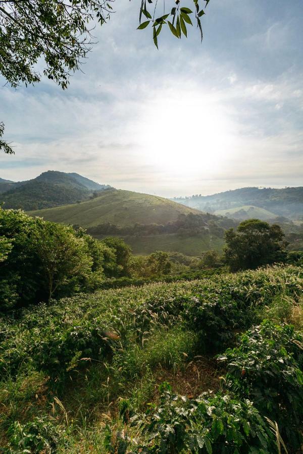 Hotel Cafezal Em Flor Turismo E Cafes Especiais Monte Alegre do Sul Exterior foto